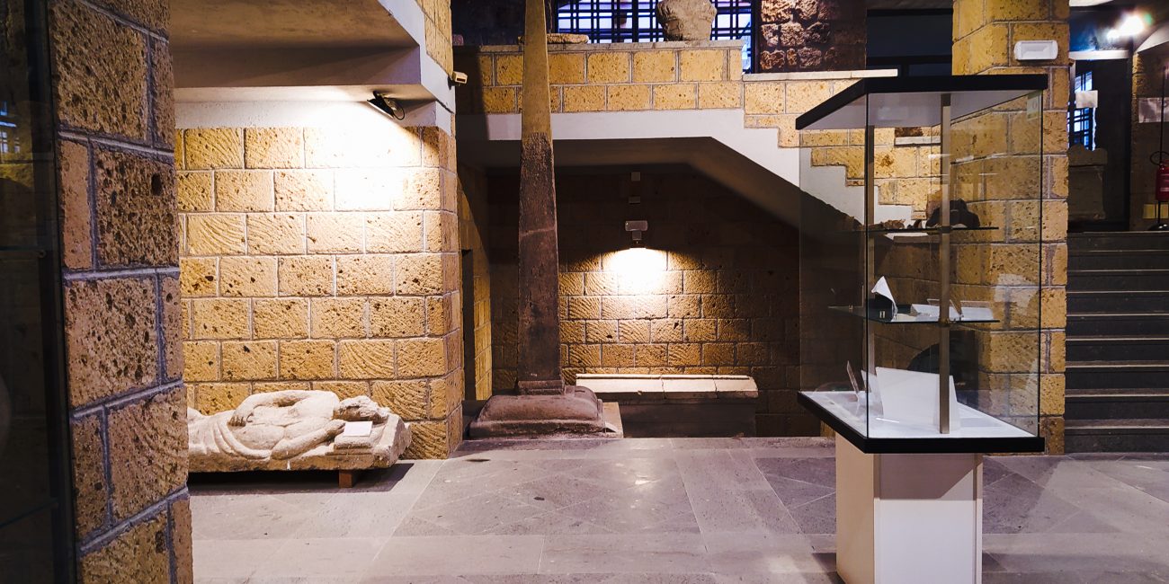 sala-interna-del-Museo-con-la-veduta-dell'obelisco