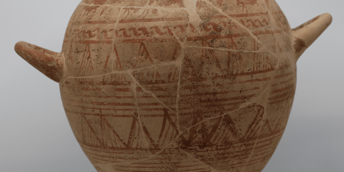 Olla-biansata-etrusco-geometrica-Tumulo-Cima-ingresso-tomba-principale-VII-secolo-avanti-Cristo