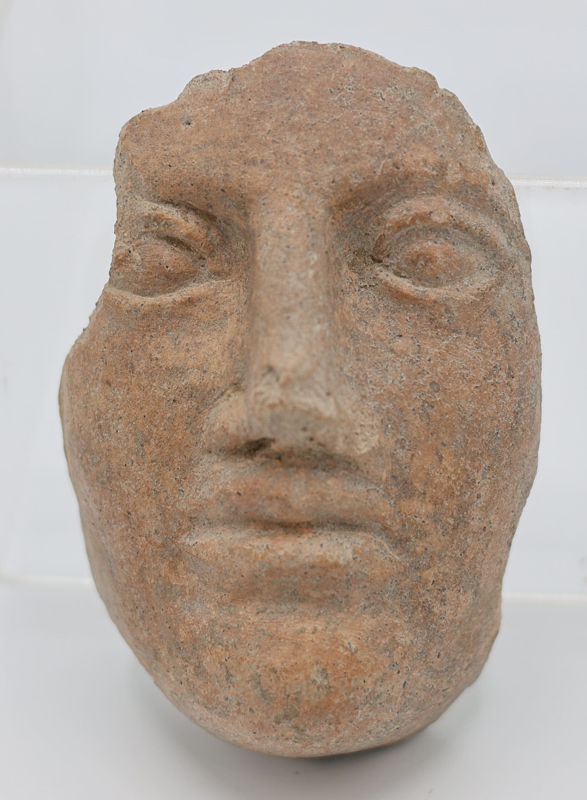 Testa-di-offerente-santuario-La-Noce-Localita-San-Simone-III-II-secolo-avanti-Cristo